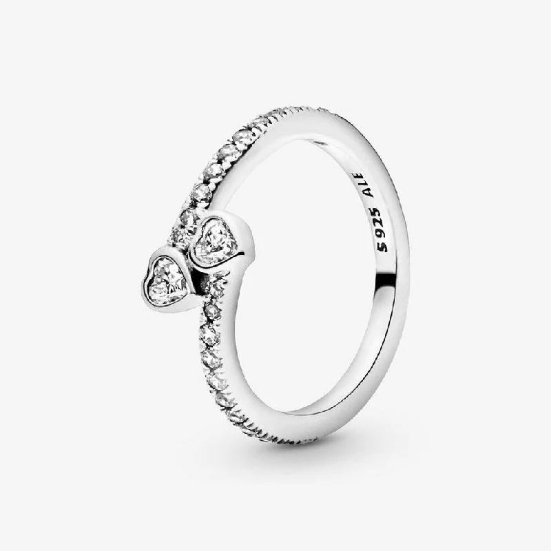 PANDORA : Two Sparkling Hearts Ring