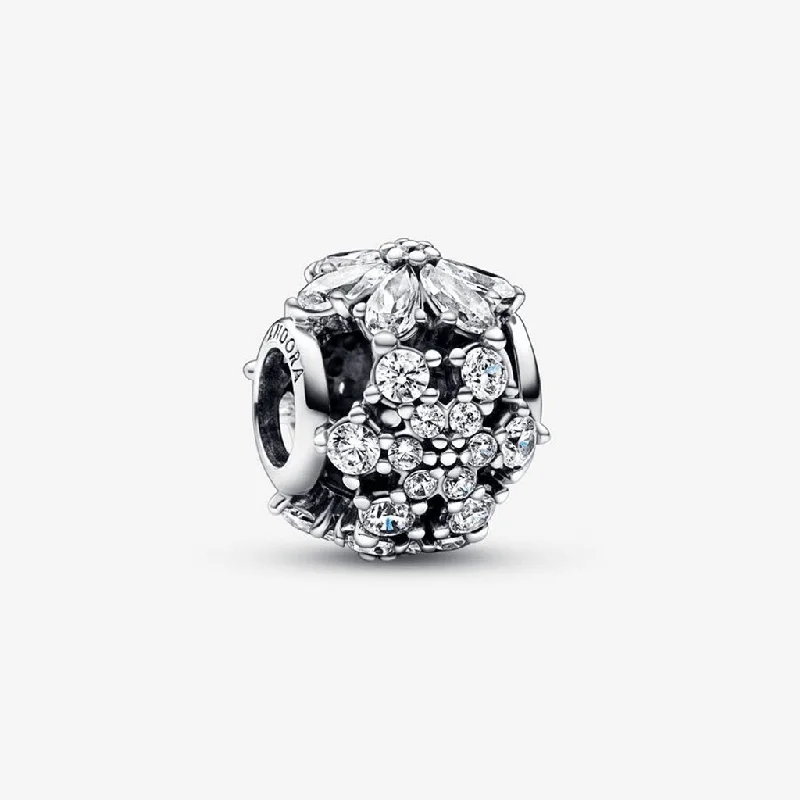 PANDORA : Sparkling Herbarium Cluster Round Charm